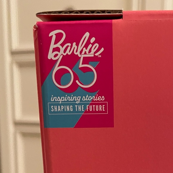 Barbie x Stanley 40 oz Icon Quencher Tumbler Limited Edition Dishwasher Safe NWT - Picture 10 of 10